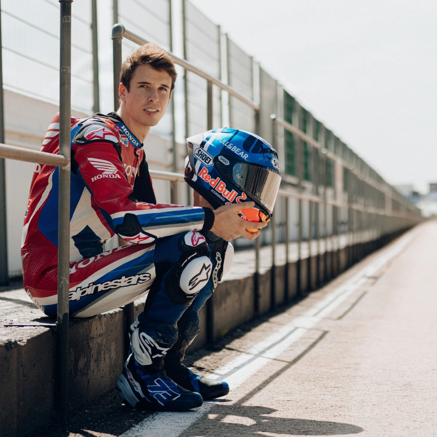 Shoei X-Fifteen Marquez 73 V2 9 Shoei X-Fifteen Marquez 73 V2 - Image 7