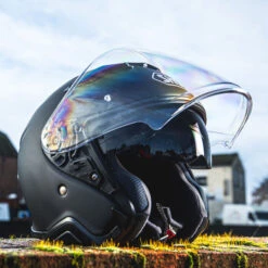 Shoei J-Cruise 2 - Matt Black 17 Shoei J-Cruise 2 - Matt Black -Shoei Store shoei helmet j cruise 2 matt black lifestyle4